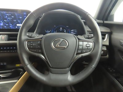 2024 LEXUS UX — фото 9