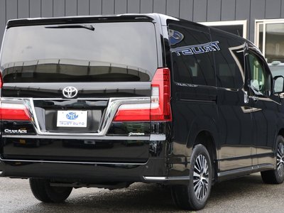 TOYOTA GRAND ACE - 6