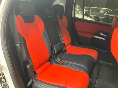 MERCEDES-BENZ GLB - 7