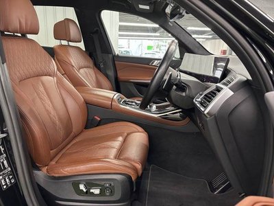 BMW X7 - 7