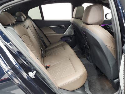 2025 BMW 5 SERIES — миниатюра 17