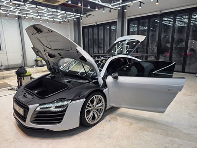 2015 AUDI R8 照片 1