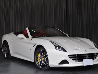 FERRARI CALIFORNIA T - 9