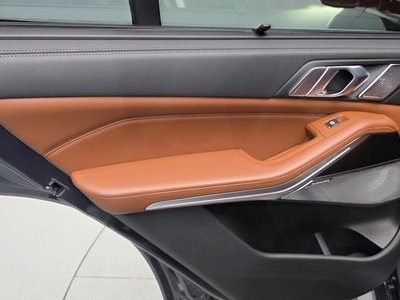 2022 BMW X5 — миниатюра 15
