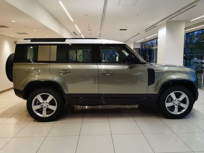 2025 LAND Rover DEFENDER — миниатюра 20