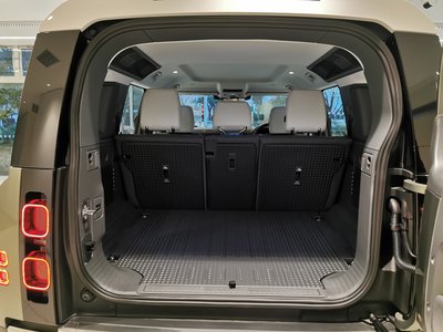 2025 LAND Rover DEFENDER — миниатюра 24