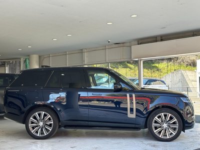 2022 LAND Rover RANGE ROVER photo 2