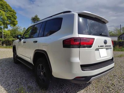 TOYOTA LAND CRUISER - 6