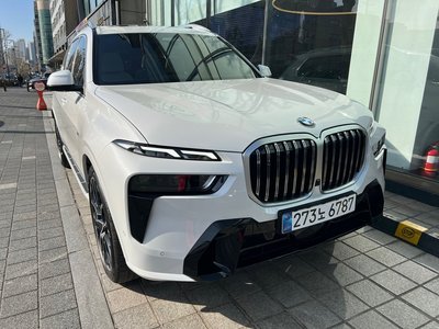 BMW X7