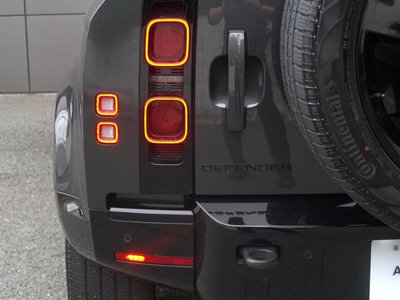 2024 LAND Rover DEFENDER thumbnail 25