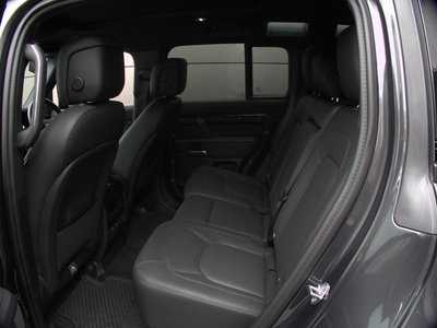 2024 LAND Rover DEFENDER thumbnail 56