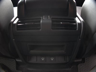 2024 LAND Rover DEFENDER thumbnail 51