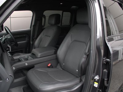 2024 LAND Rover DEFENDER thumbnail 58