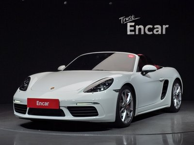 PORSCHE 718 BOXSTER