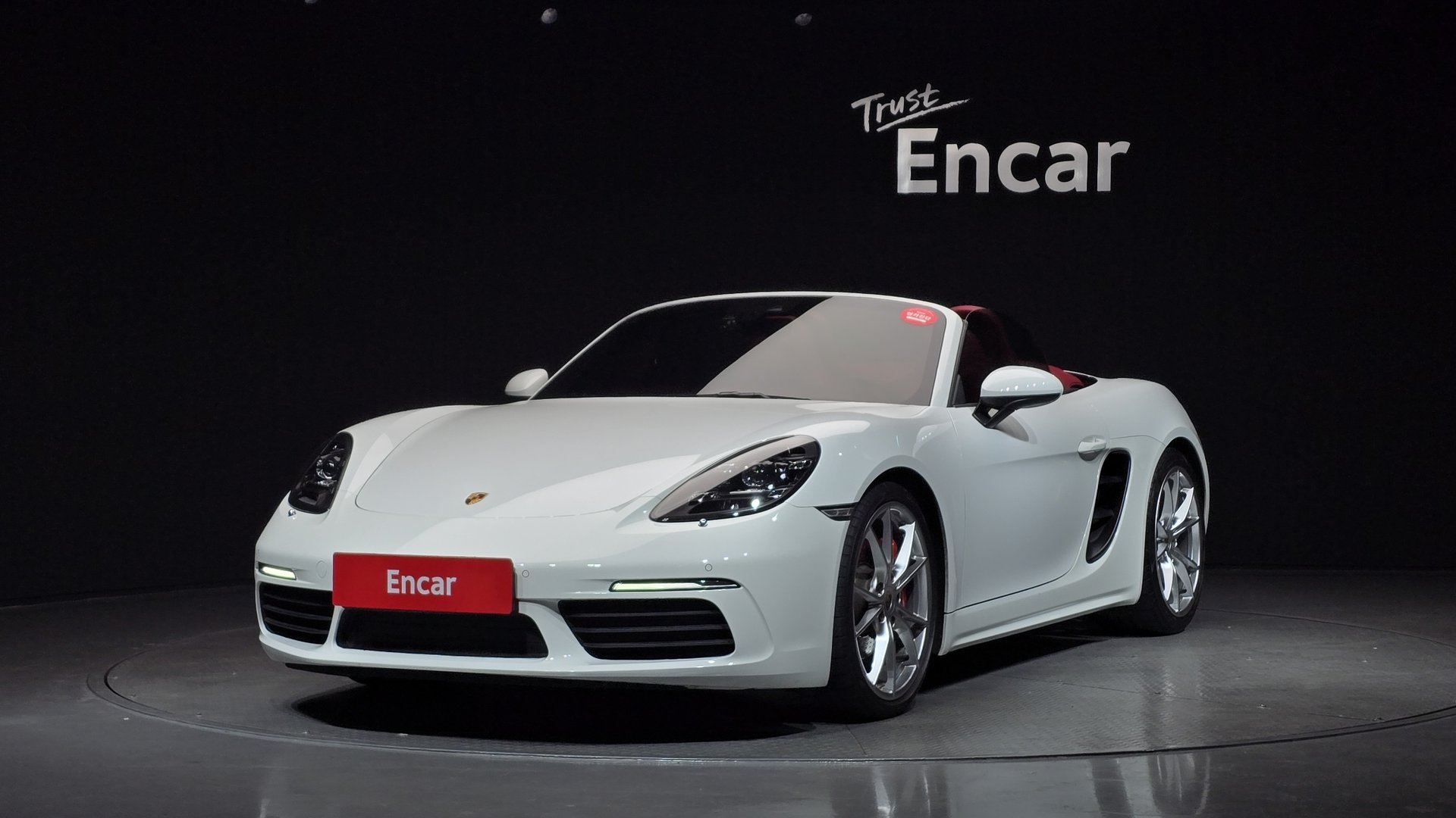 PORSCHE 718 BOXSTER - View 1