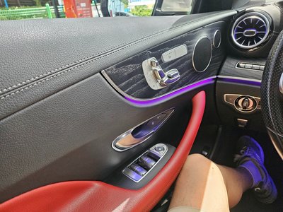 MERCEDES-BENZ E-CLASS - 7