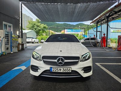 MERCEDES-BENZ E-CLASS - 2