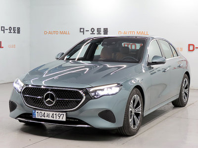 MERCEDES-BENZ E-CLASS