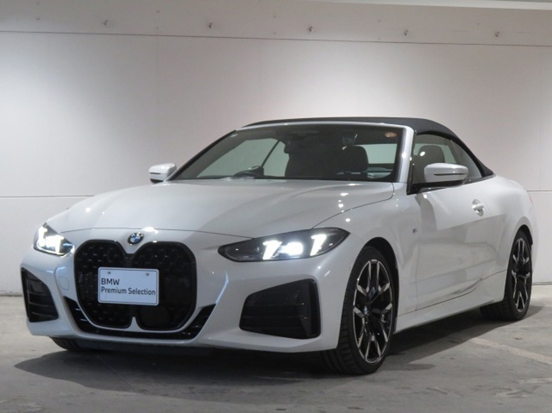 BMW 4 SERIES CABRIOLET - View 1