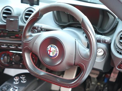 ALFA ROMEO 4C SPIDER - 5