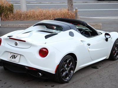 ALFA ROMEO 4C SPIDER - 2