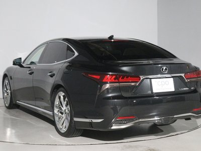 LEXUS LS - 7