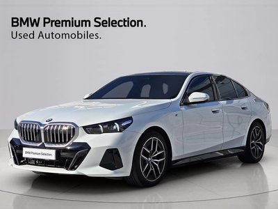 BMW 5 SERIES - 1