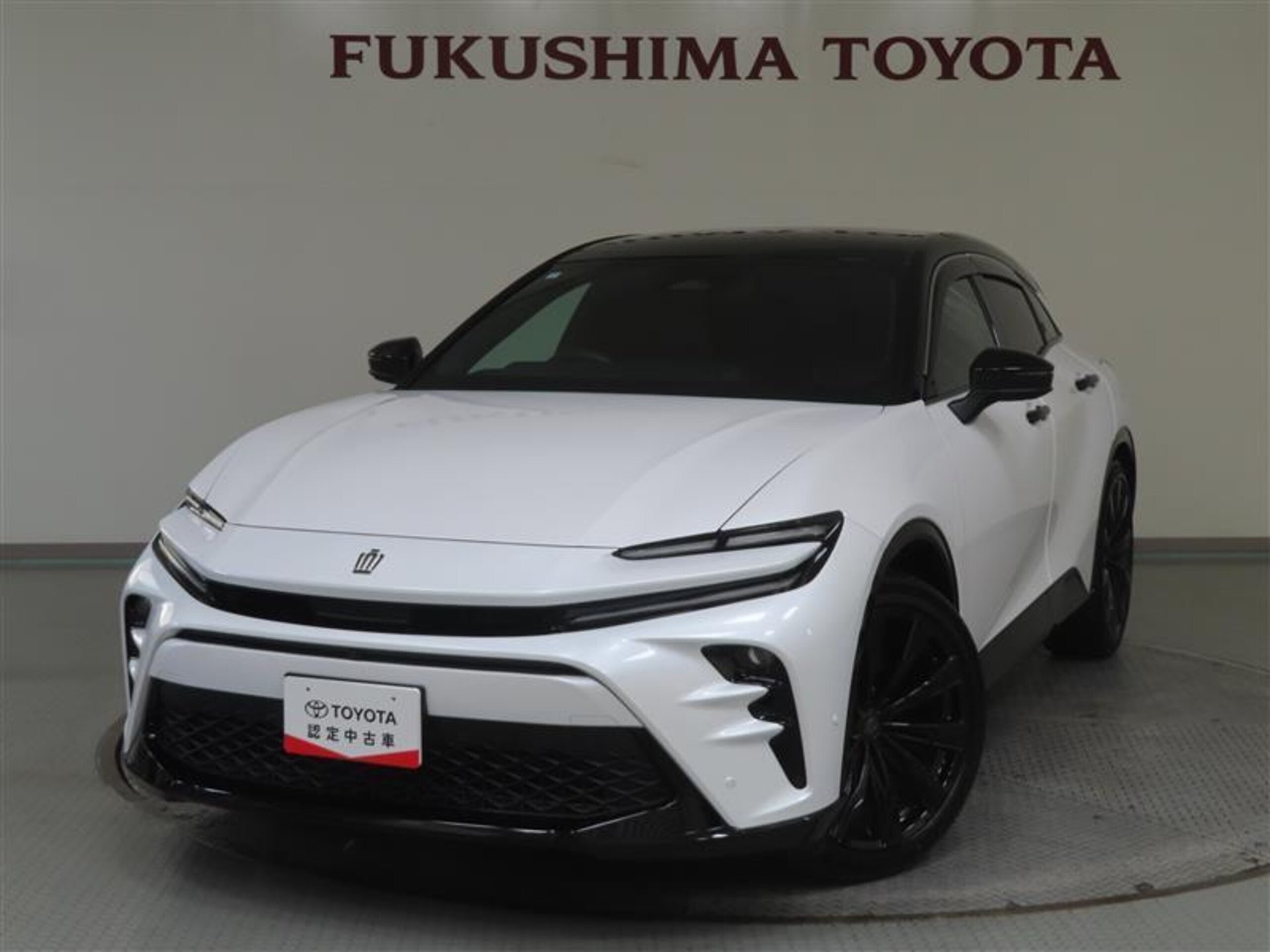 TOYOTA CROWN SPORT - View 1