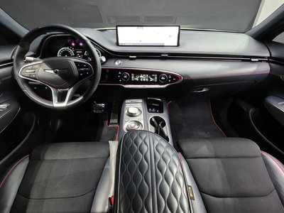 صورة 5 لـ 2022 Genesis GV70