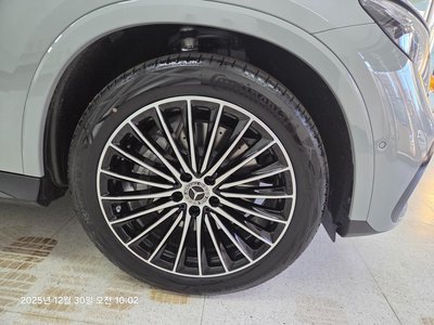 MERCEDES-BENZ GLC - 6