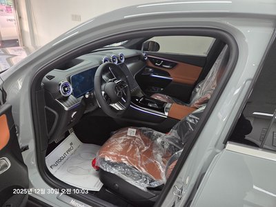 MERCEDES-BENZ GLC - 4