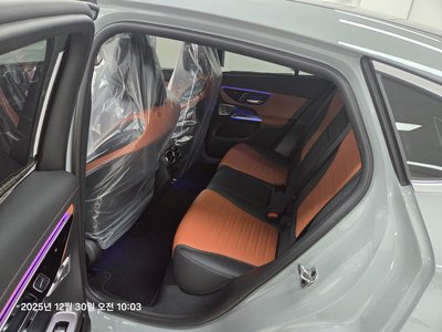 MERCEDES-BENZ GLC - 10