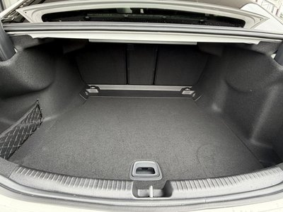 صورة مصغرة 30 لـ 2025 Mercedes-BENZ C-CLASS