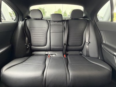 صورة مصغرة 25 لـ 2025 Mercedes-BENZ C-CLASS