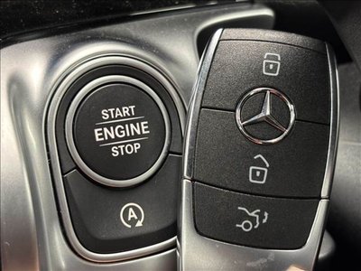 MERCEDES-BENZ GLB - 6