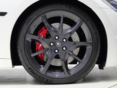 2014 Maserati GRANCABRIO thumbnail 24