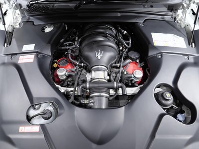 2014 Maserati GRANCABRIO thumbnail 28