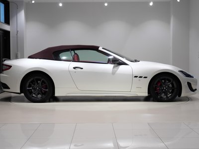 صورة 9 لـ 2014 Maserati GRANCABRIO