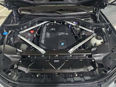 BMW X7 - 7
