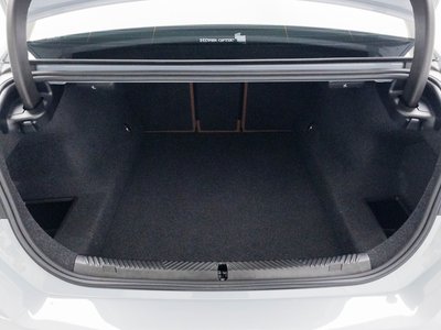2024 BMW 5 SERIES — миниатюра 12