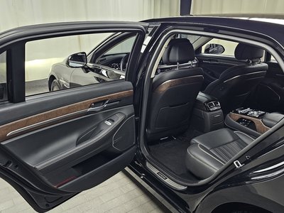 2021 Genesis G90 — миниатюра 25