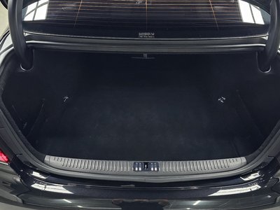 2021 Genesis G90 — миниатюра 24