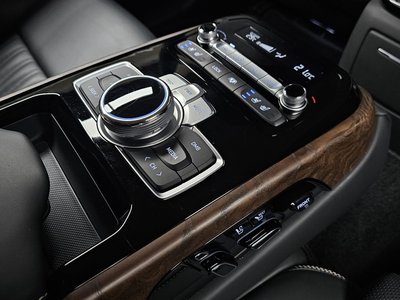 2021 Genesis G90 — миниатюра 27