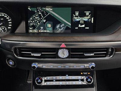 2021 Genesis G90 — миниатюра 19