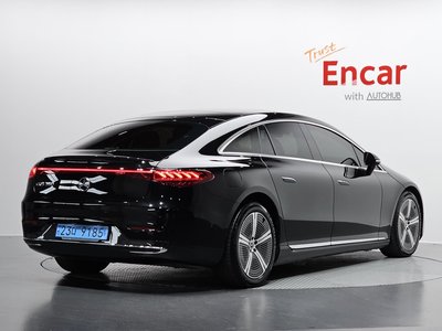 MERCEDES-BENZ EQS - 3