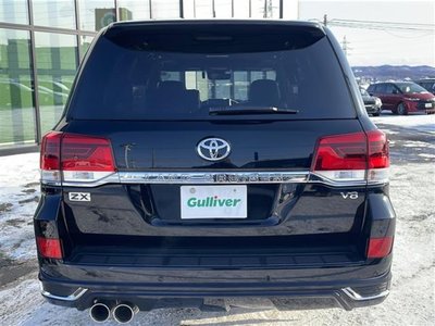 TOYOTA LAND CRUISER 200 - 5