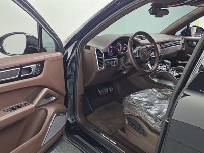 PORSCHE CAYENNE - 10