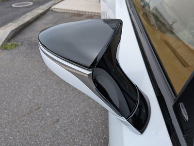 LEXUS LC CONVERTIBLE - 8