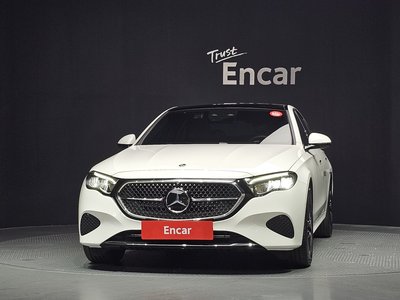 صورة 2 لـ 2025 Mercedes-BENZ E-CLASS