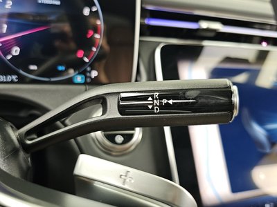 صورة مصغرة 12 لـ 2025 Mercedes-BENZ E-CLASS